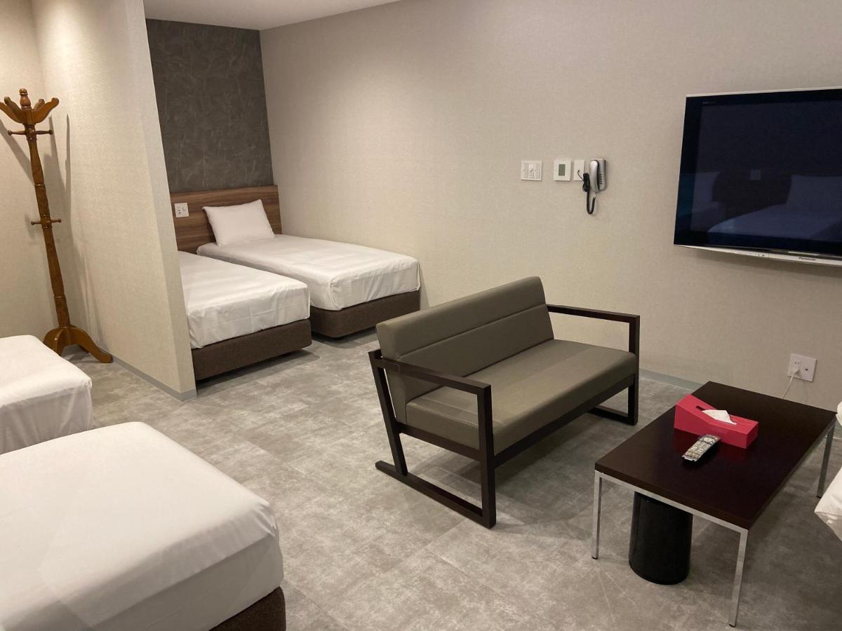 Hotel My Dearⅱ (Adults Only) Ōsaka Exterior foto